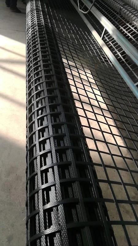 【安順焊接土工格柵經(jīng)編無鋼絲土工格柵用途及施工方法】- 